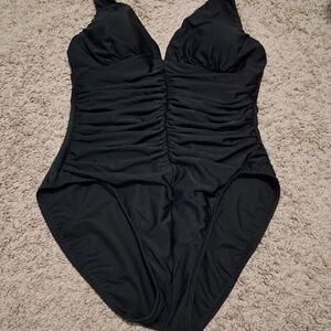Miraclesuit one piece swimsuit womens Size 12 Black ruched Slimming